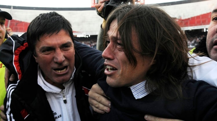 Matías Almeyda fue el director técnico que logró la vuelta de River a la Primera División (NA)