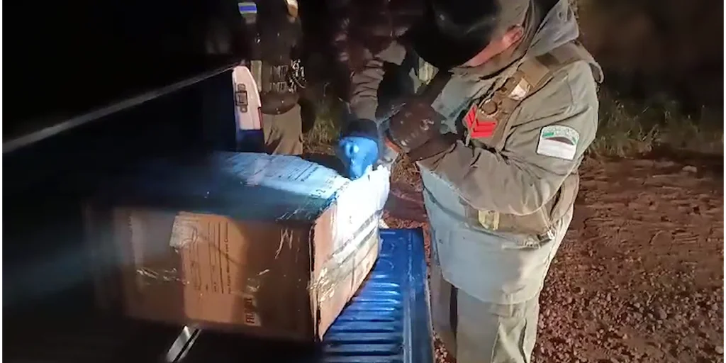 Detuvieron a un gendarme con más de 300 kilos de cocaína en Salta: había intentado fugarse de un control sorpresa de la misma fuerza