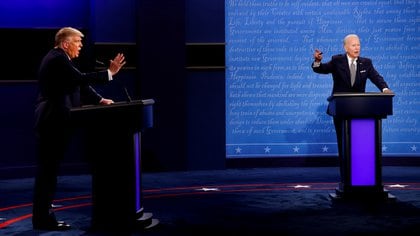Foto del primer debate presidencial entre Donald Trump y Joe Biden.  Reuters