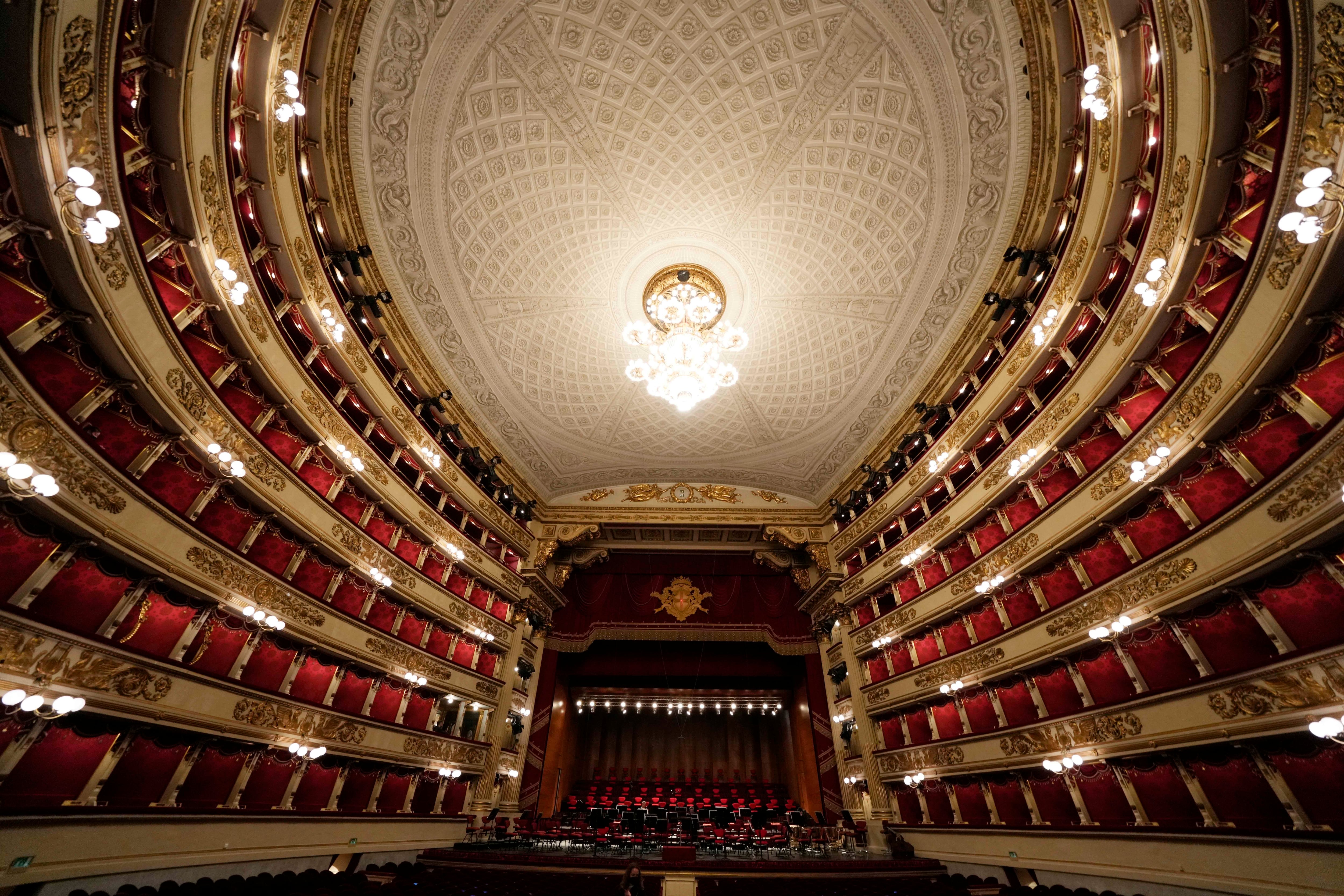 Vista del teatro lírico La Scala, de Milán (AP Foto/Luca Bruno, File)
