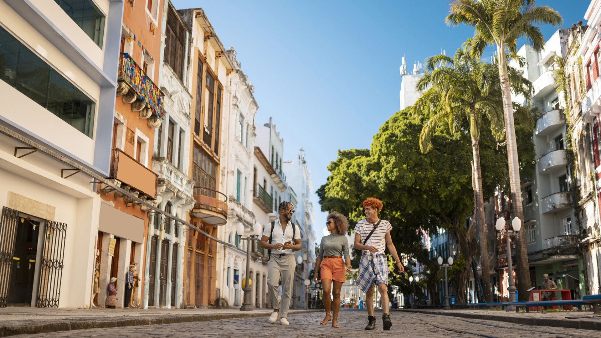 Esta calle de Recife emula el atractivo de la ciudad relacionado a las playas y a la arquitectura histórica (Getty)