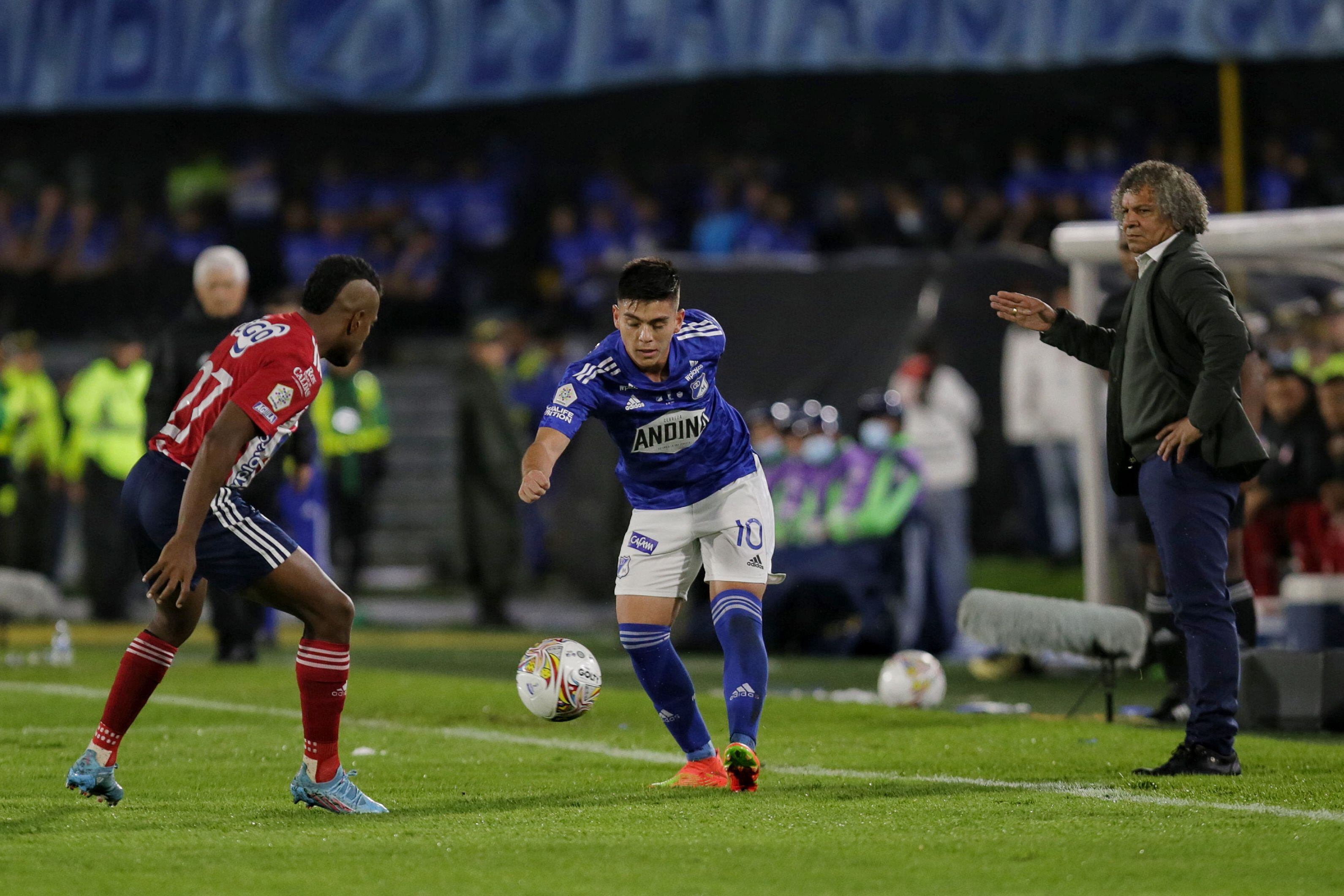 Bogotá. Noviembre 2 de 2022. Millonarios enfrenta a Junior en juego válido por la final de la Copa BetPlay en el estadio Nemesio Camacho el Campin. (Colprensa - Camila Díaz)