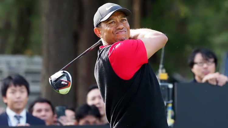 Woods volvió a hacer historia en el golf (TOSHIFUMI KITAMURA / AFP)