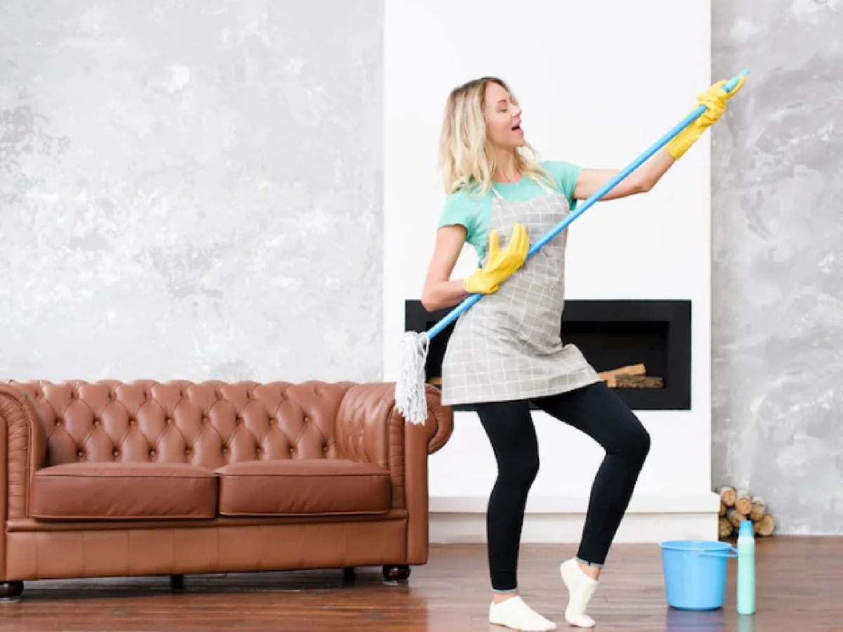 Algunos consejos para limpiar los sofás tapizados en tela