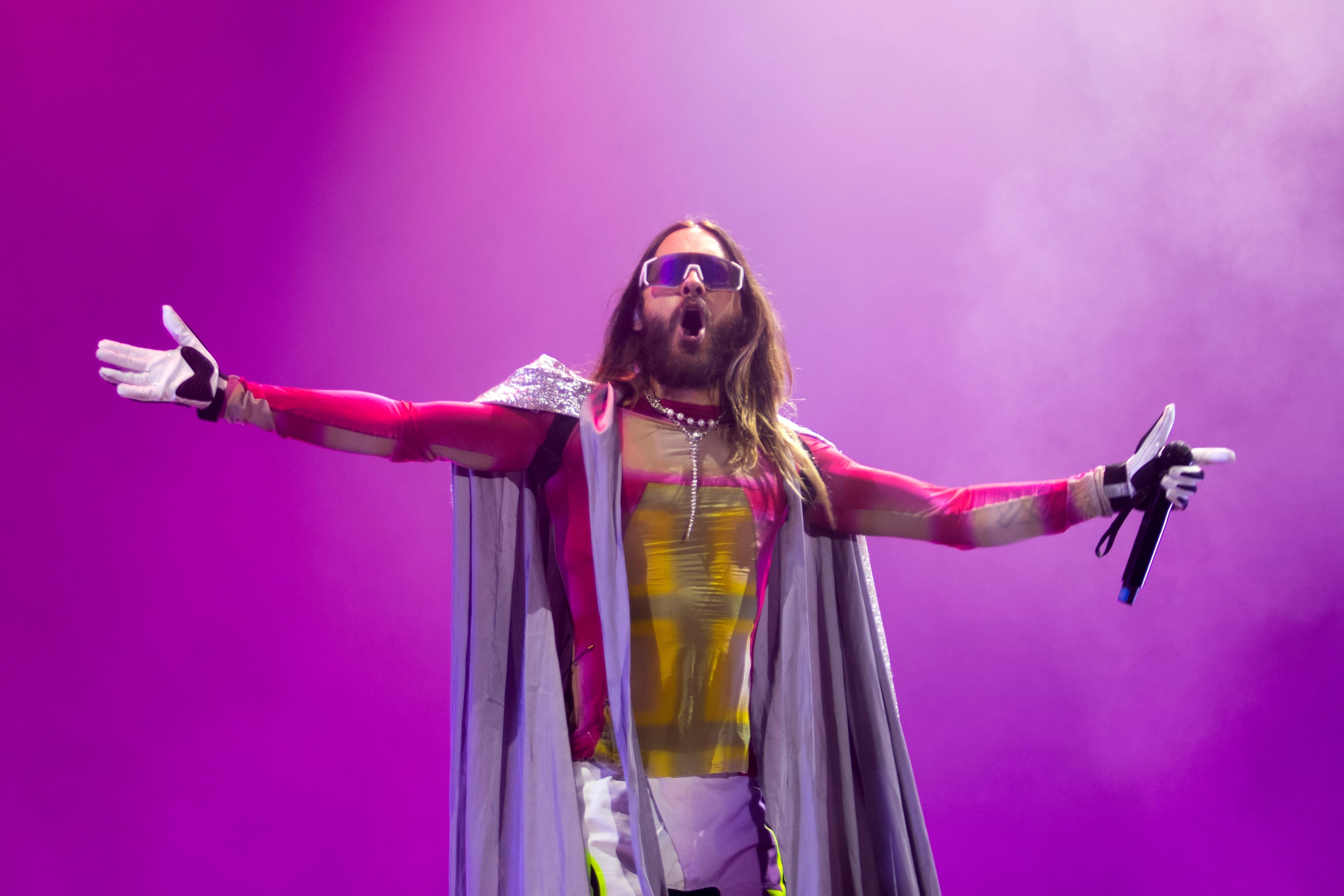 Jared Leto y Thirty Seconds to Mars cerrarán Lollapalooza 2024. (Foto AP/Alejandro Godínez)
