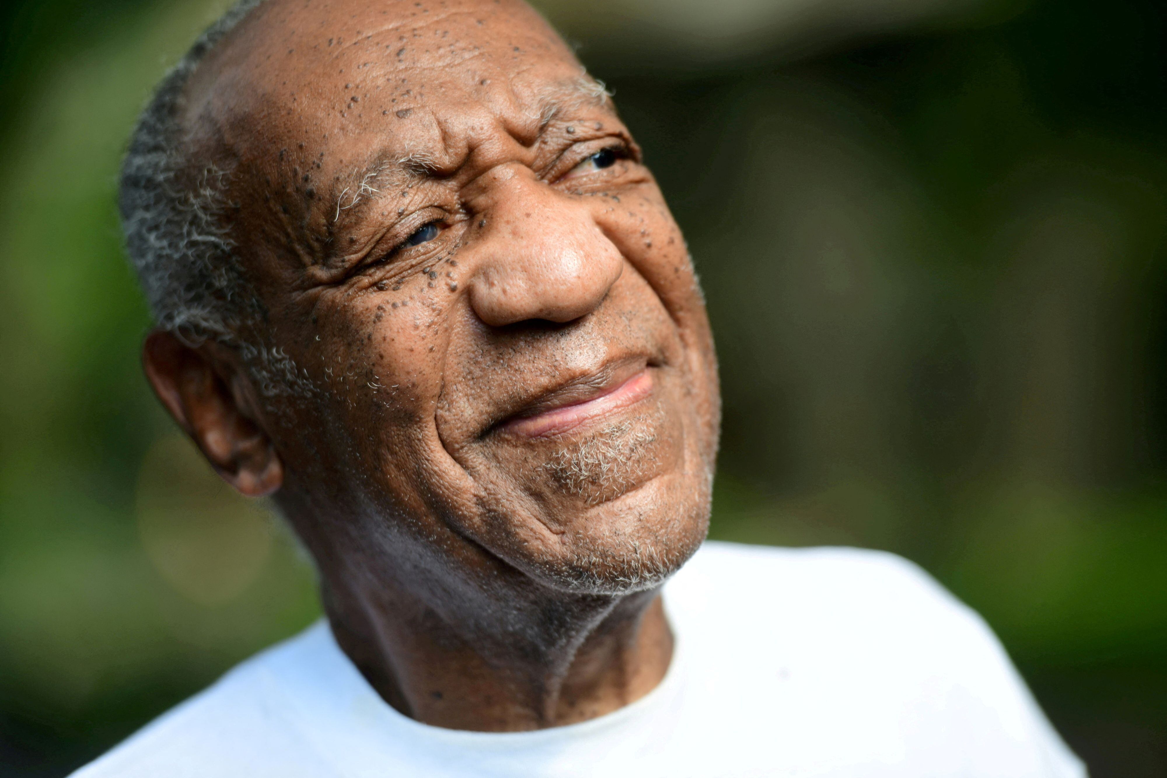 Cosby en su casa de Elkins Park en Pennsylvania, luego de ser liberado de prisión (REUTERS/Mark Makela)