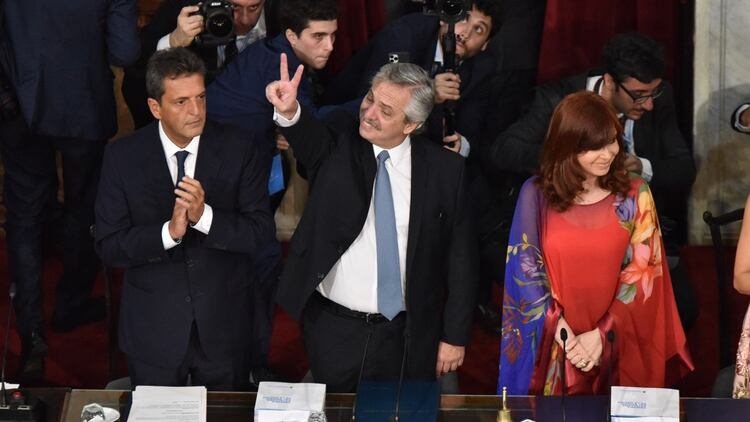 Alberto Fernández, Cristina Kirchner y Sergio Massa (Franco Fafasuli)
