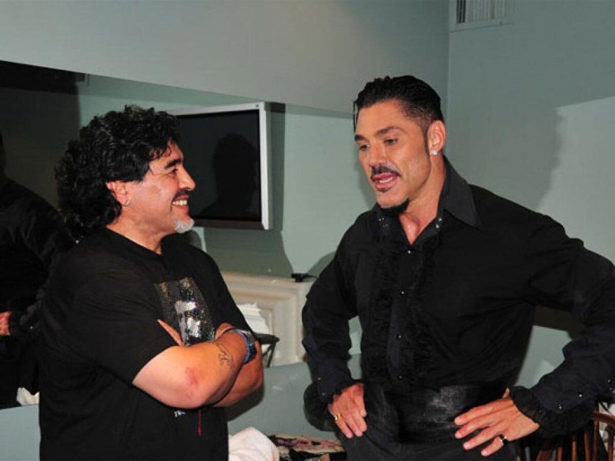 Una reunión a solas y un reloj de 70 mil dólares: la historia detrás de la foto viral de Diego Maradona y Ricardo Fort - Infobae