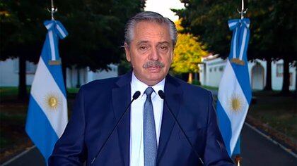 El Presidente adelantó este miércoles cuáles serían las restricciones que fueron oficializadas hoy