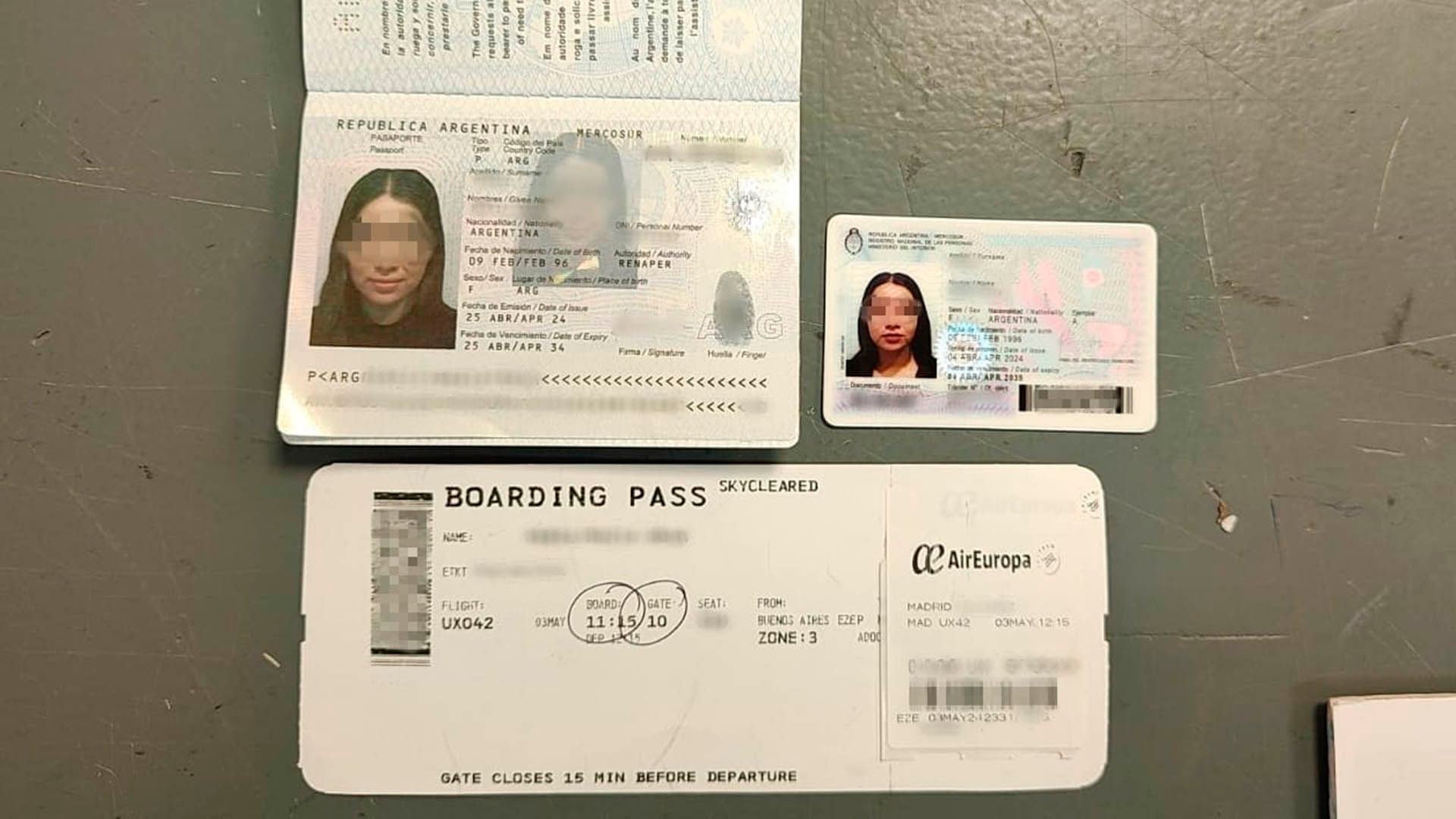 Detuvieron en Ezeiza a dos mujeres que quisieron viajar a España con pasaportes falsos