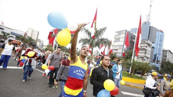 Imagen de una manifestaciÃ³n venezolana en Lima (El Comercio de PerÃº)
