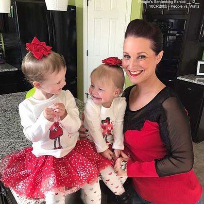 Cuando Papa Es Un Monstruo Asesino A Su Esposa Y A Sus Hijas Mientras Las Pequenas Pedian Por Sus Vidas Infobae