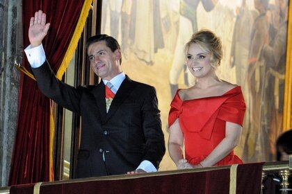 Angélica Rivera gastaba mucho en los vestidos usados en el grito de Independencia (Foto: Cuartoscuro)
