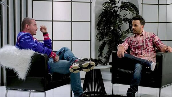 Luis Fonsi y J Balvin se entrevistaron mutuamente en el programa Artist On Artist de la plataforma VEVO (captura de pantalla)