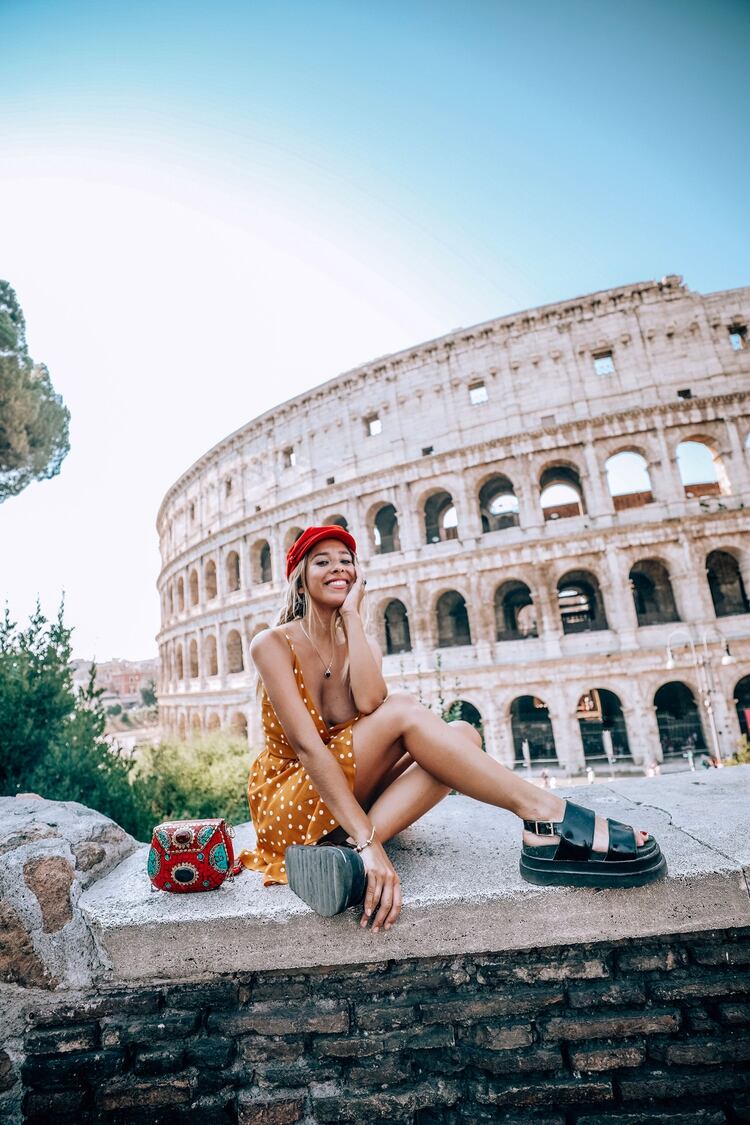 En el Coliseo Romano, en el viaje que realizó la influencer
