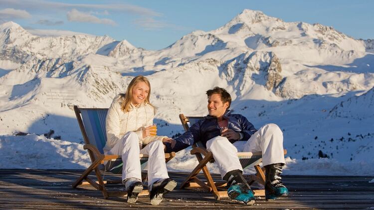 Es la única cadena que ofrece el formato all inclusive de esquí, con 17 resorts en los Alpes Europeos y 4 en Japón y China