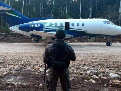 La administración de López Obrador ha incautado armas, aviones, y drogas con un valor de aproximadamente 3,500 millones de pesos (Foto: Ministerio de la Defensa Nacional Ejército de Guatemala)
