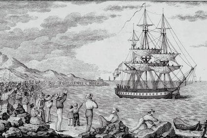 El María Pita, navío fletado para la expedición, partiendo del puerto de La Coruña en 1803 (grabado de Francisco Pérez). Wikimedia Commons