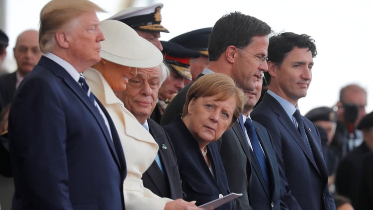 Trump, la primera dama Melania, Merkel, Rutte y Trudeau (Reuters)