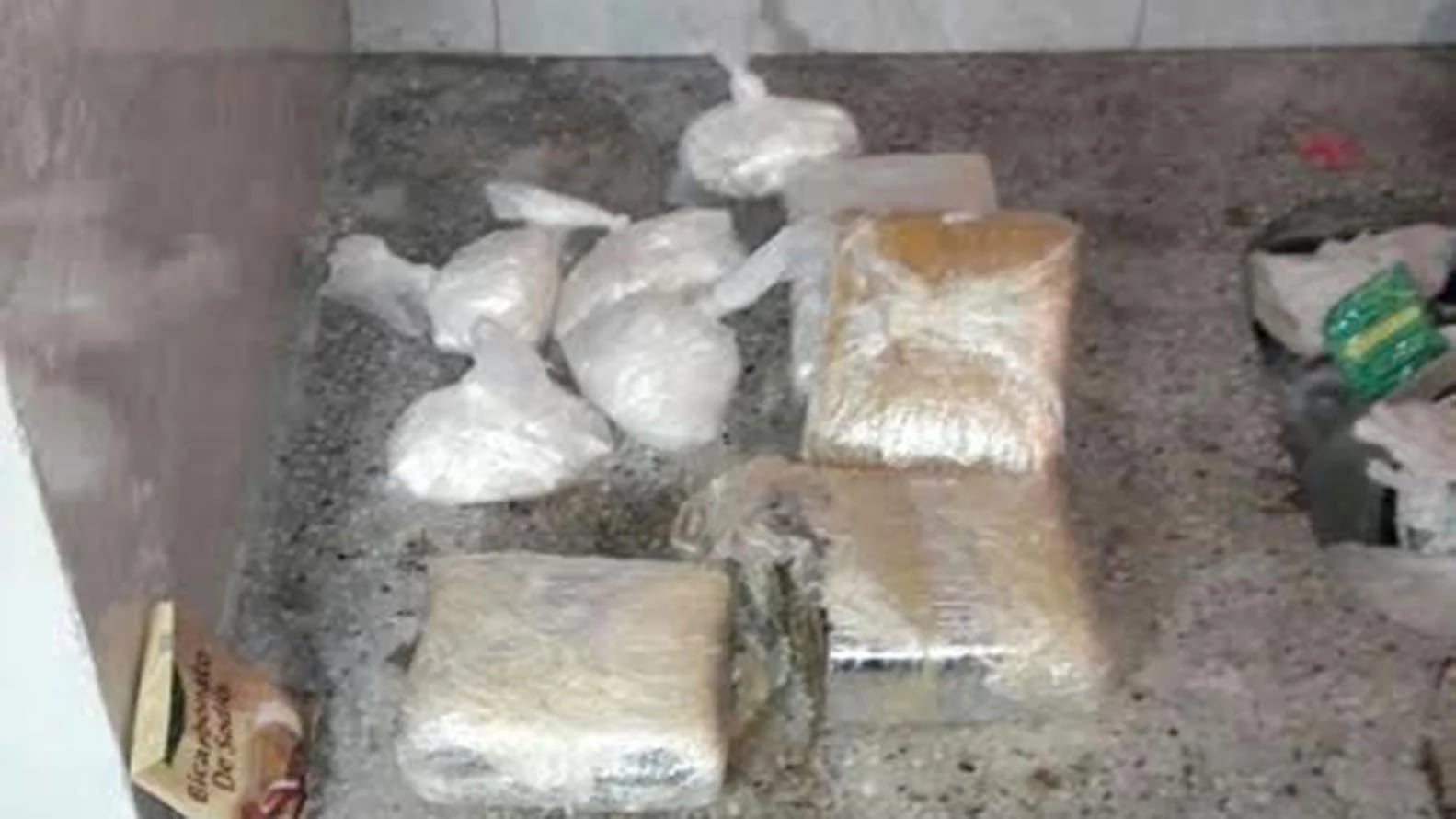 Incautaron marihuana y cocaína listas para la venta