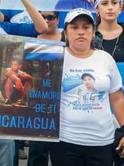 Francisca Machado dice que seguirá buscando justicia y que los responsables de la muerte su hijo sean castigados. (Cortesía)