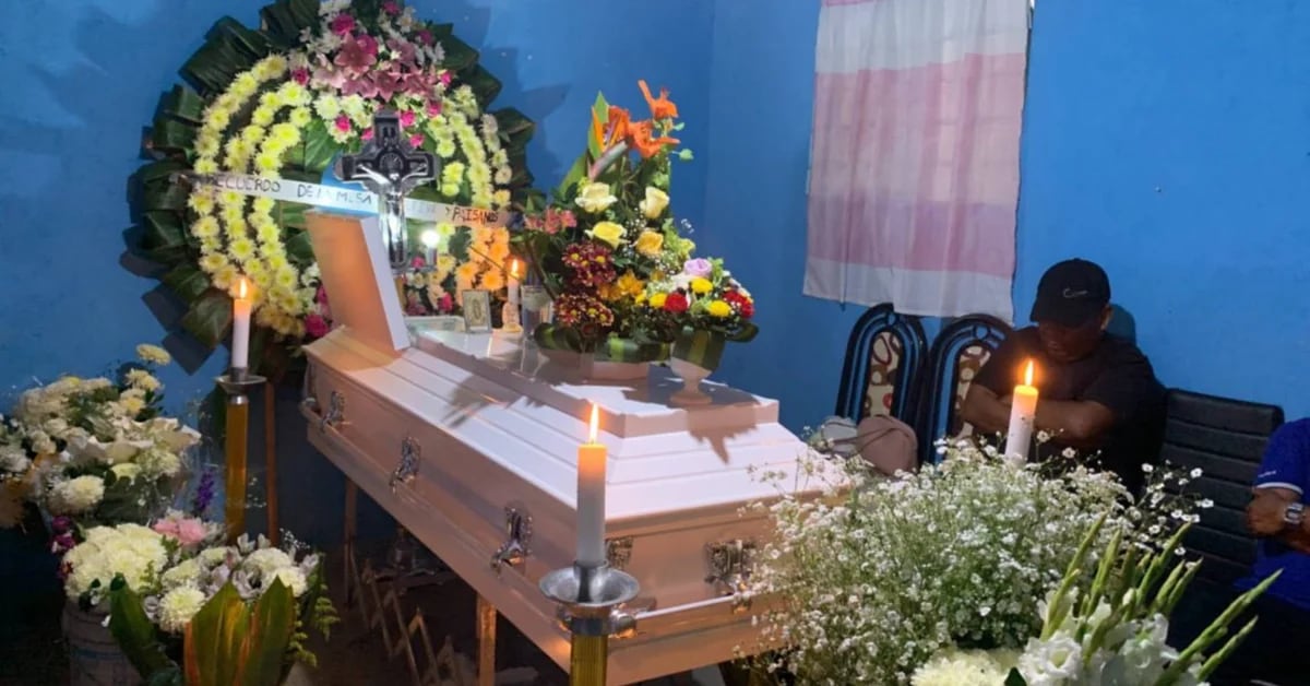 Norma Lizbeth, a high school student, died after a fight with a schoolmate who harassed her at Edomex