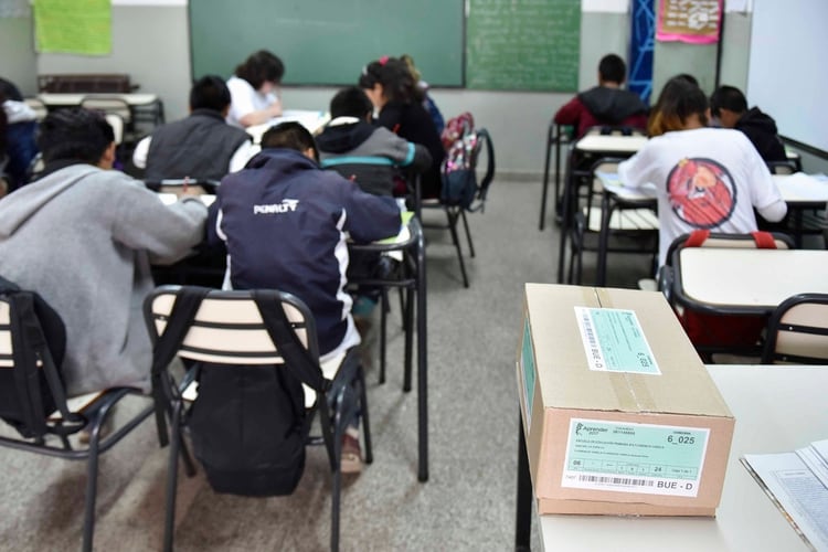 Hasta el momento, Argentina tiene pruebas censales en sexto grado y el último año de secundaria (Educacion Argentina)