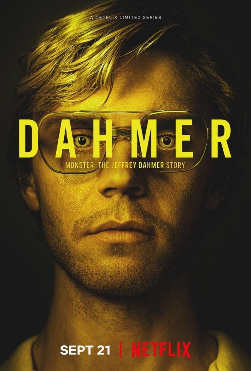 DAHMER | Monstruo: La historia de Jeffrey Dahmer | Tráiler oficial (Tráiler 2) | Netflix