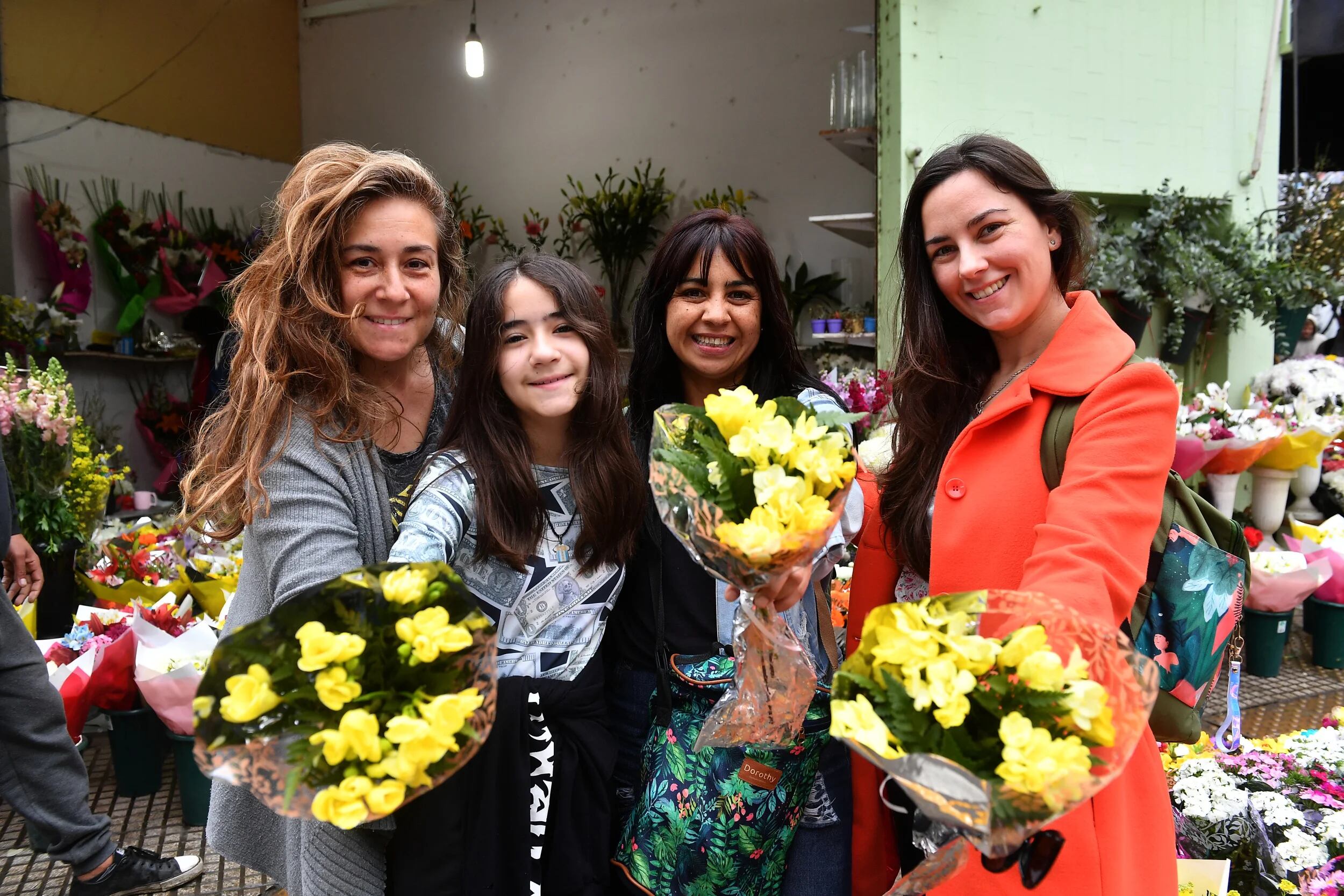 TikTok y una canción de Floricienta revolucionaron el Día de la Primavera: el boom de las flores amarillas