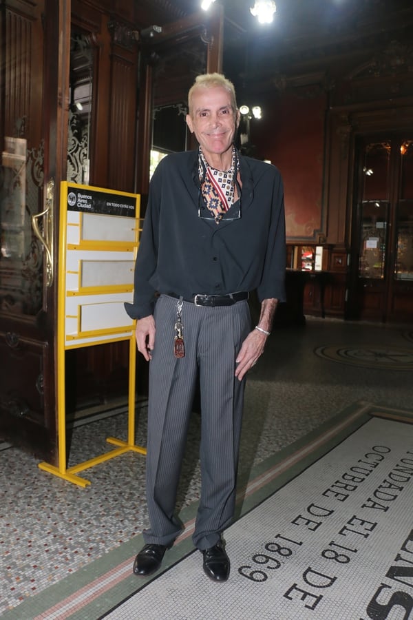 Rafael Blanco en el velatorio de Lito Cruz, en diciembre de 2017, en la Casa de la Cultura; fue una de sus últimas apariciones públicas (Foto: Verónica Guerman / Teleshow)