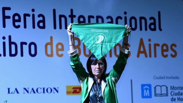 En su inusual discurso de apertura de la Feria, Claudia Piñeiro habló de la invisibilización de la mujer en la cultura