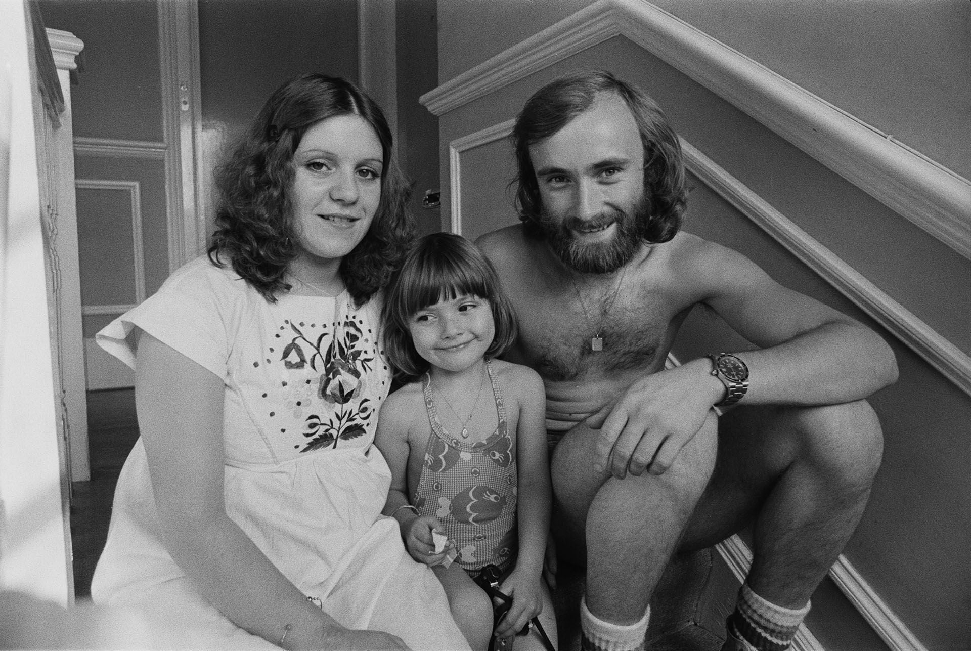 Phil Collins se casó con Andrea  Bertorelli a mediados de la década de 1970. Sin embargo, los constantes viajes de Collins fragmentaron el matrimonio 
(Photo by Graham Wood/Evening Standard/Hulton Archive/Getty Images)