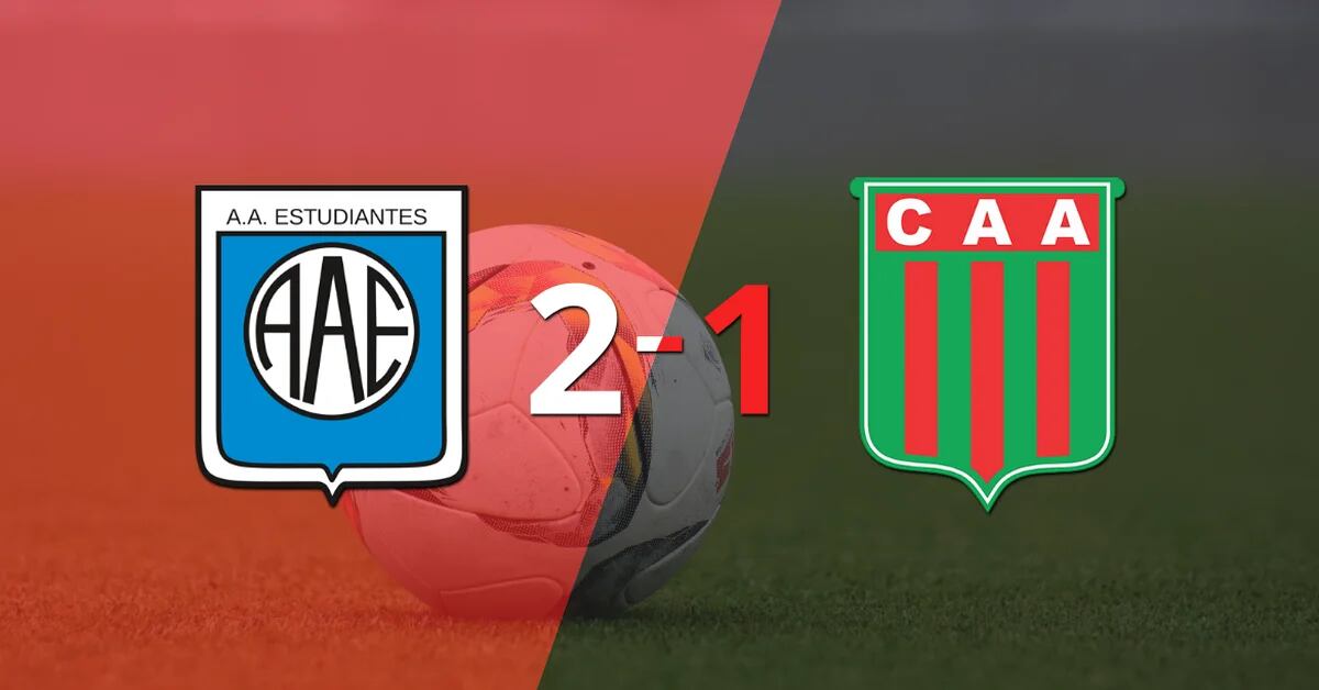 Estudiantes (RC) picked up a 2-1 win at home against Agropecuario Argentino