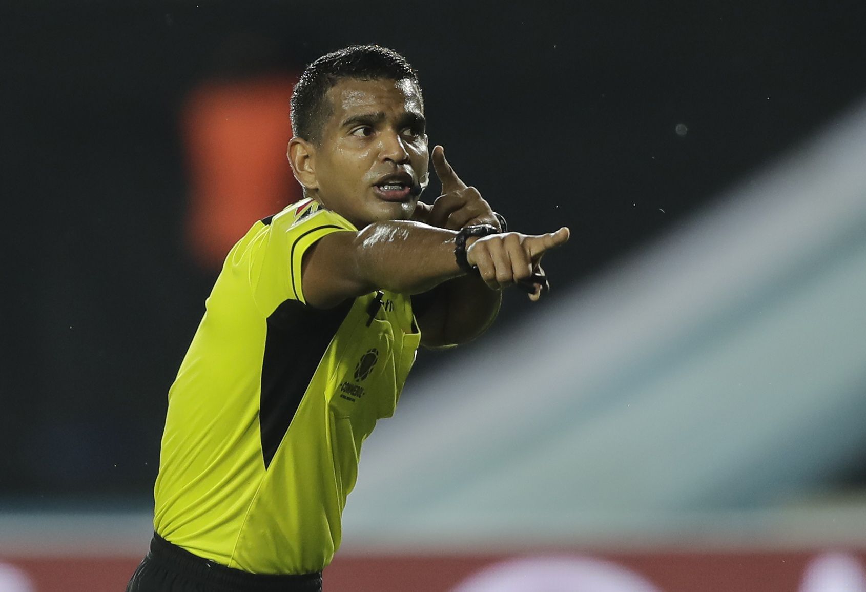 El venezolano Alexis Herrera será el árbitro del Universitario vs Junior por la Copa Libertadores 2024. - créditos: REUTERS/Juan Ignacio Roncoroni