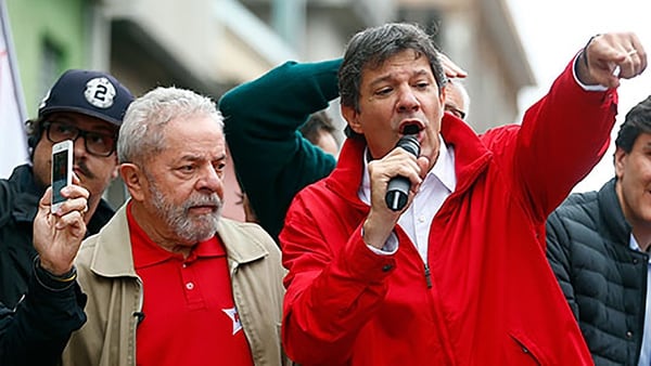 Lula da Silva junto a Fernando Haddad