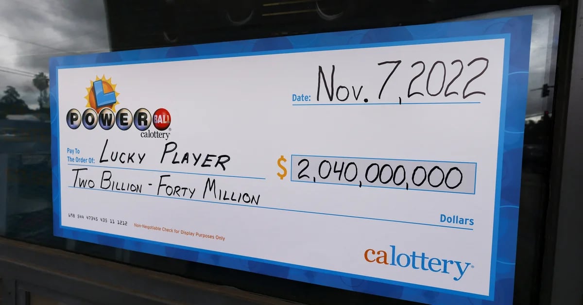 $2,000 Million Powerball Winner Sues Alleged Ticket Theft