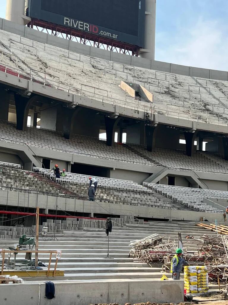 “¿4 bandejas? 4 bandejas”: la impactante foto que publicó River Plate sobre las obras en el estadio Monumental