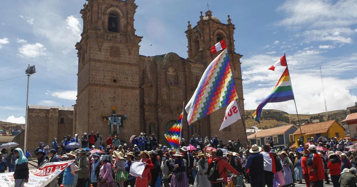 The Aymara announce a “civil war” if the police continue to arrive in Puno