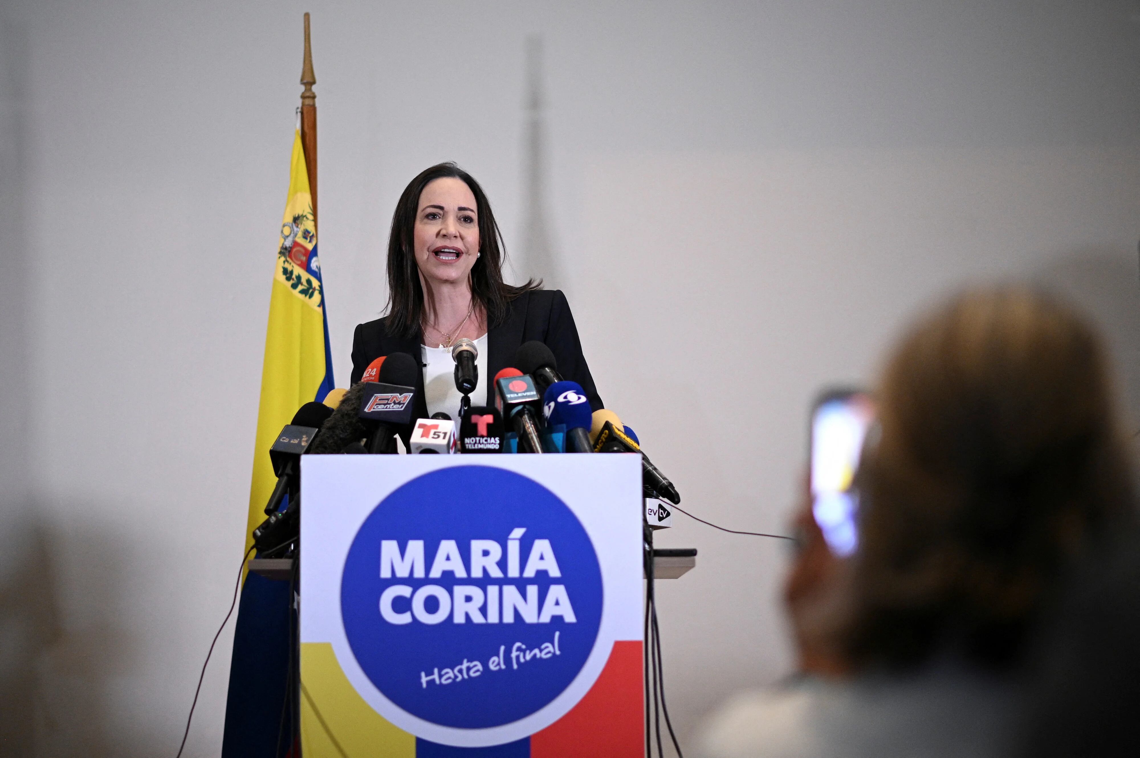 María Corina Machado fue inhabilitada políticamente por la dictadura de Nicolás Maduro (REUTERS/Gaby Oraa)