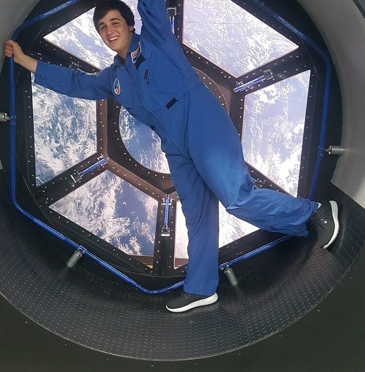 Una fotografÃ­a de Joaquin Cortacans en 2016, durante su experiencia en la NASA. (Facebook)