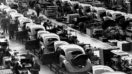 La fábrica del Escarabajo de VW en Alemania 
