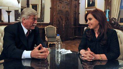 Poco antes de ser asesinado, el gobernador electo Carlos Soria fue recibido por Cristina Fernández de Kirchner (Foto NA)