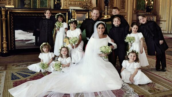 El príncipe Harry y Meghan Markle sólo podrán pasar su título nobiliario a hijos varones (AFP)