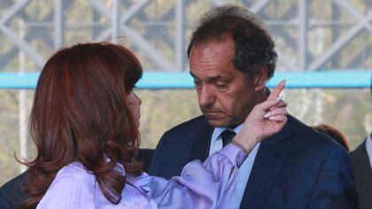 Difícil el vínculo de Daniel Scioli con Cristina Kirchner. NA  
