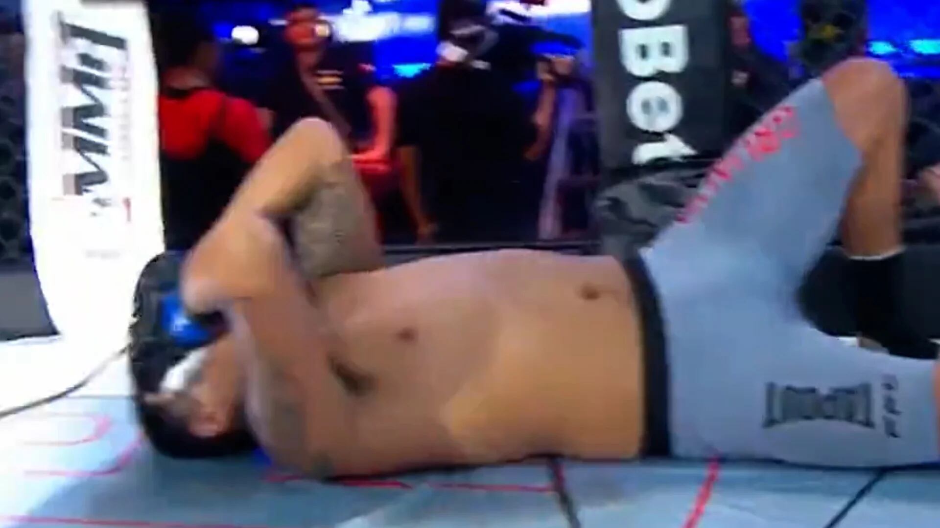La insólita lesión de un luchador de MMA antes de que empiece la pelea: “Primera vez que veo esto”