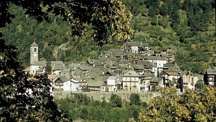 Vista panorámica de la comuna de Borgomezzavalle