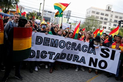 Protestas contra Evo Morales en La Paz este 8 de noviembre (REUTERS/David Mercado)