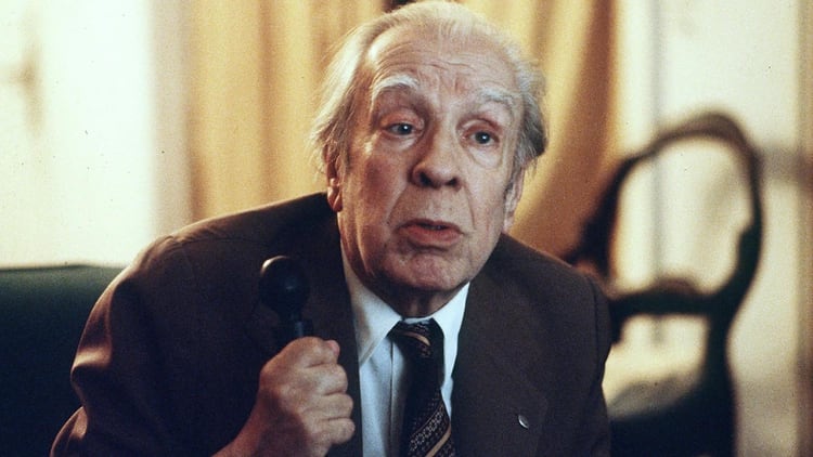 ¿Borges en los billetes? Para Alberto Fernández sería una alternativa (AP)