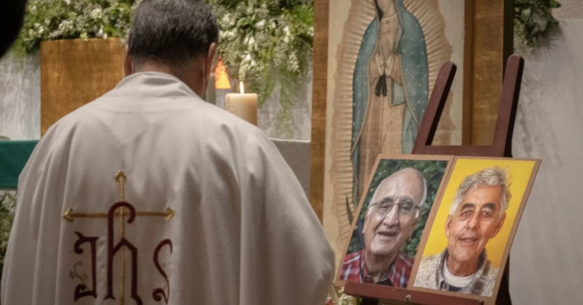 Mexican Priests Continue to Demand Justice for Murdered Jesuits