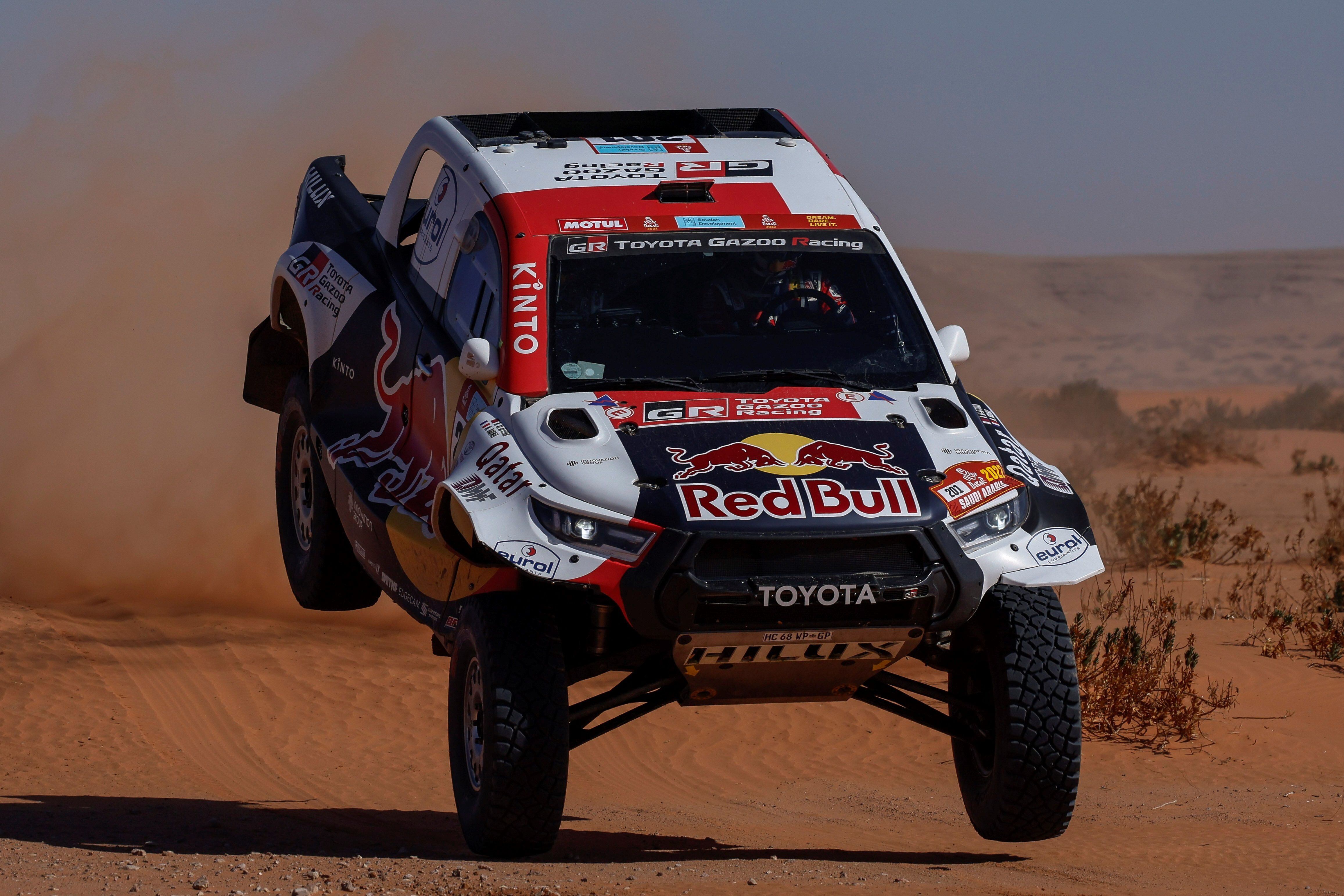 Qatari Nasser Al-Attiyah heads to his fourth victory in the Dakar Rally (EFE / Biel Aliño)
